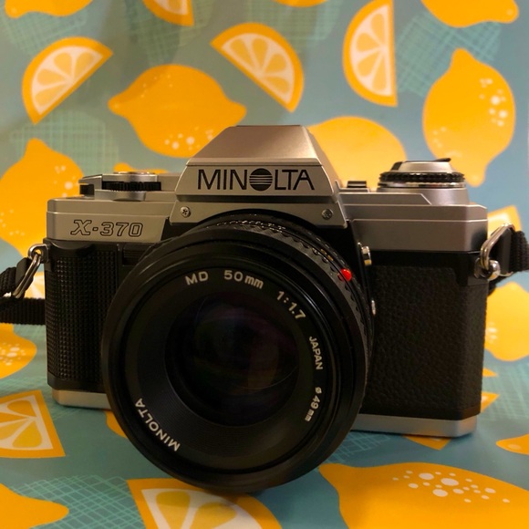 Minolta X-370 (X-300 in Europe) - Picture 1 of 11